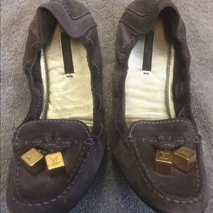 Louis Vuitton Flats. Size 37.5.